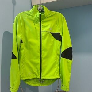 Pearl Izumi Women’s Bright Green Windbreaker